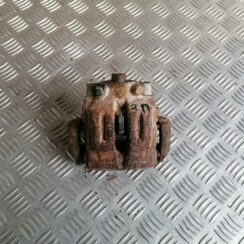 Aizmugurējais labais suports priekš BMW 123 E87 2008 BLACK