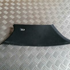 Aizmugurējas salona statnes apdare priekš BMW 123 E87 2008 BLACK