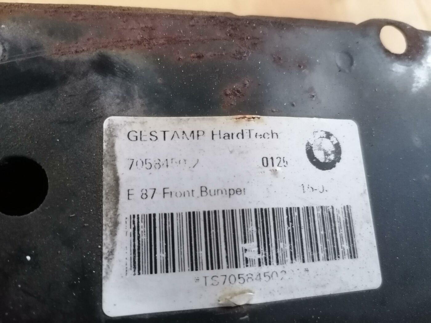 Priekšējā bufera pastiprinātājs priekš BMW 123 E87 2008 BLACK