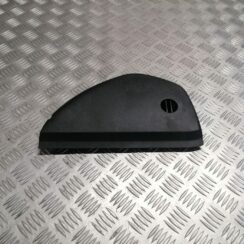 Mērinstrumentu paneļa sānu apdare priekš ŠKODA OCTAVIA 2006