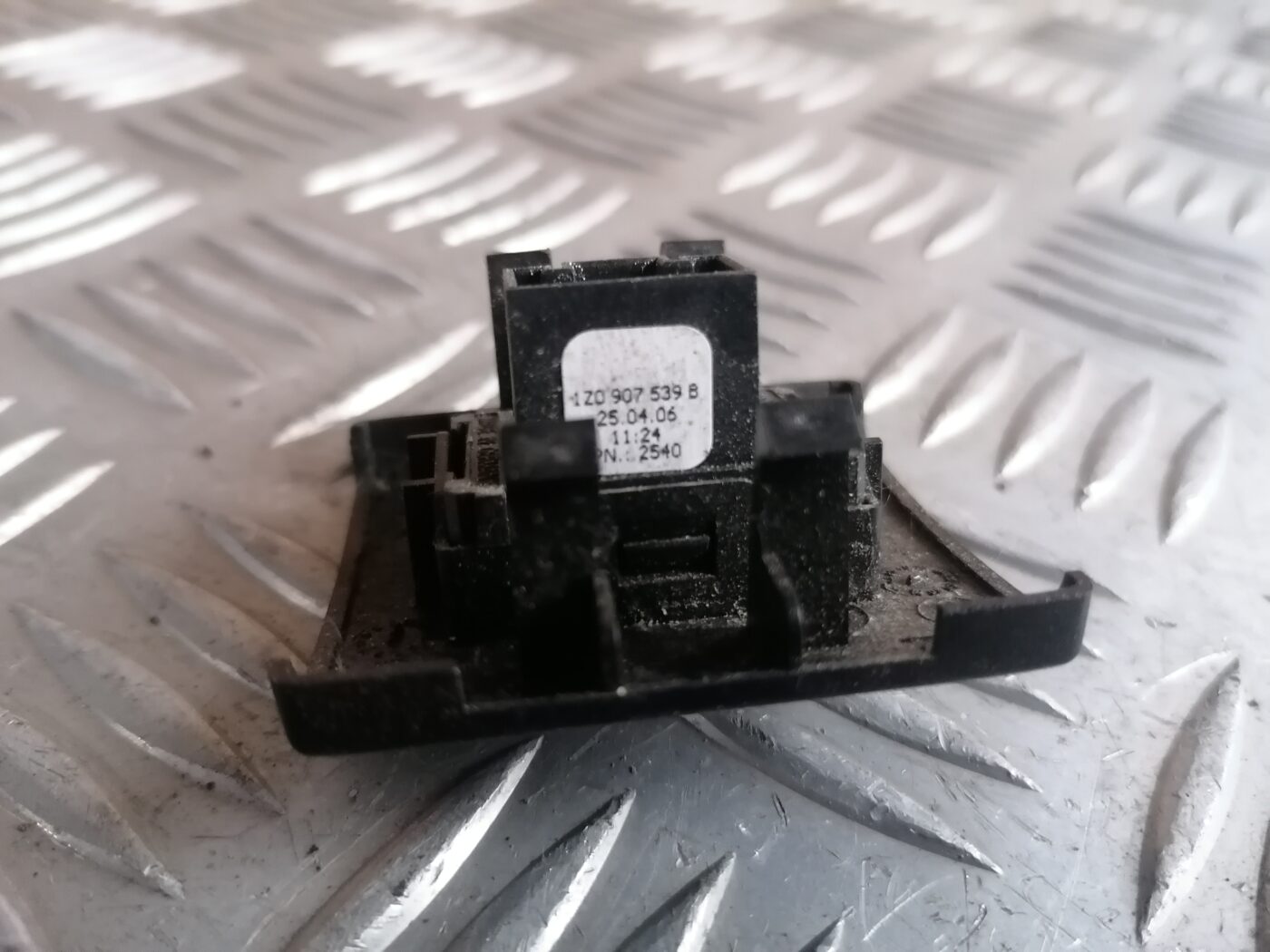 Gaismas sensors priekš ŠKODA OCTAVIA 2006 4 Gaismas sensors priekš ŠKODA OCTAVIA 2006