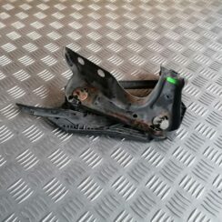 Priekšēja luktura kronšteins priekš ŠKODA OCTAVIA 2006