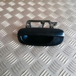 Aizmugurējais kreisais durvju rokturis priekš PEUGEOT 607 2010