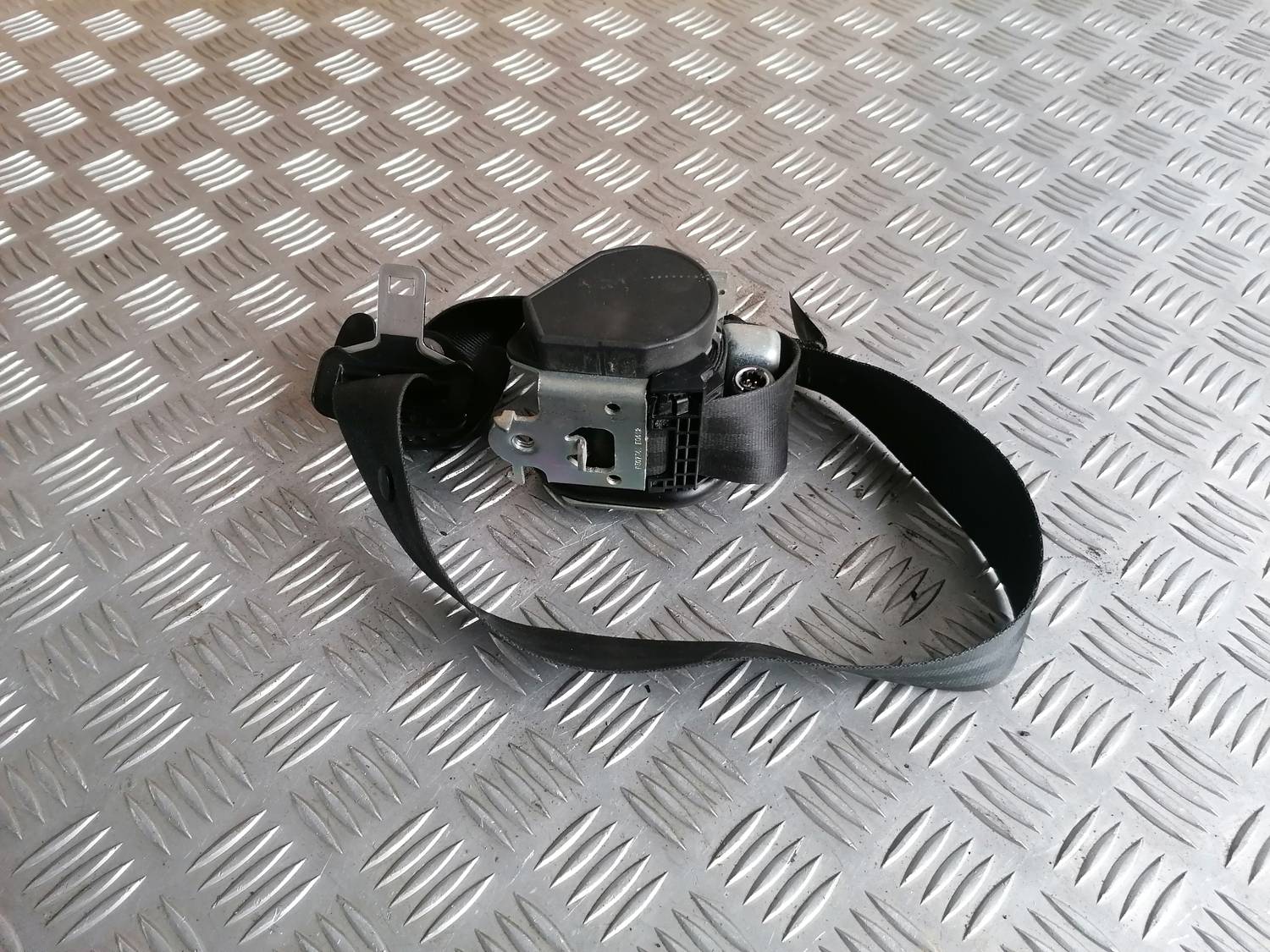 Priekšējā labā drošības josta priekš PEUGEOT 607 2010