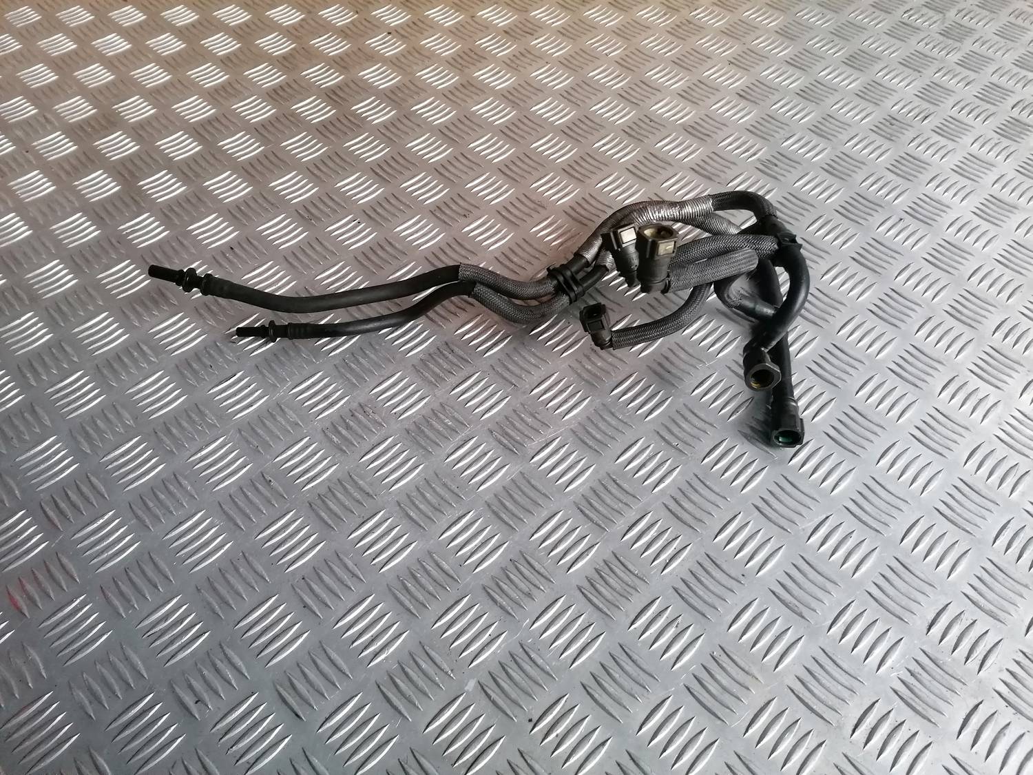 Dzesēšanas caurules priekš PEUGEOT 607 2010 5 Dzesēšanas caurules priekš PEUGEOT 607 2010