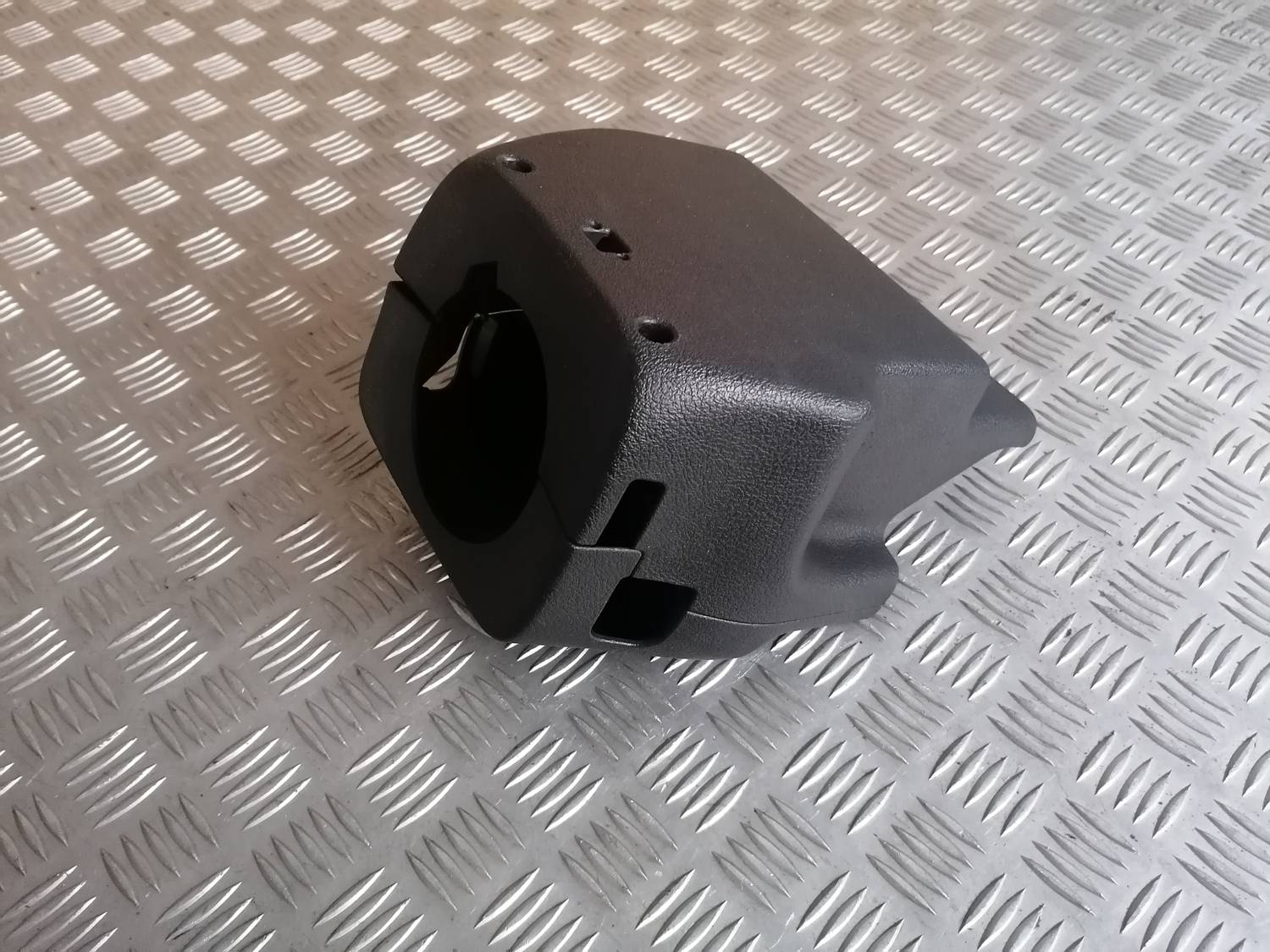 Stūres statnes putekļu aizsargs (salonā) priekš PEUGEOT 607 2010