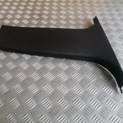 Vidējas salona statnes apdare priekš PEUGEOT 607 2010