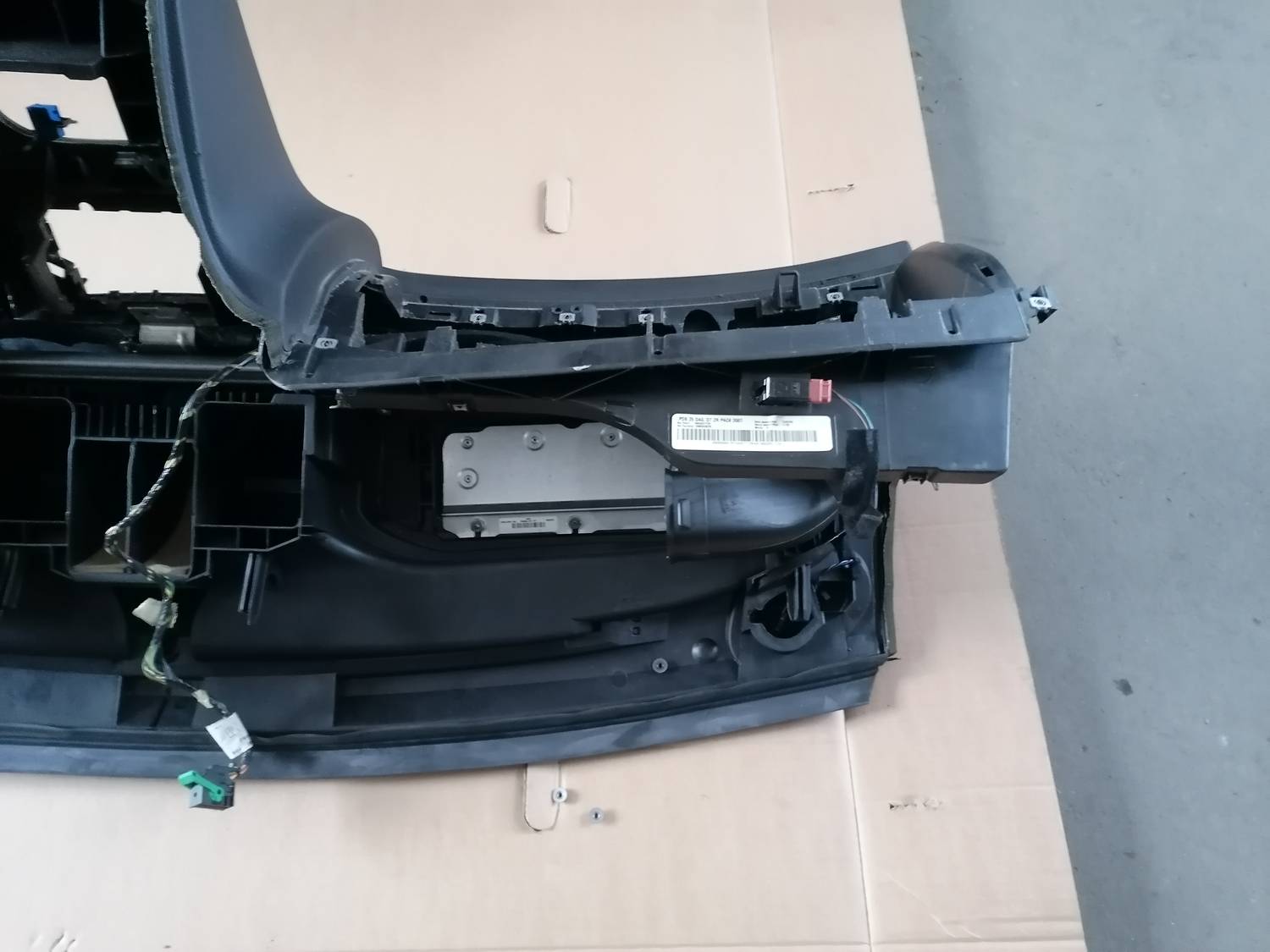 Mērinstrumentu panelis priekš PEUGEOT 607 2010 4 Mērinstrumentu panelis priekš PEUGEOT 607 2010