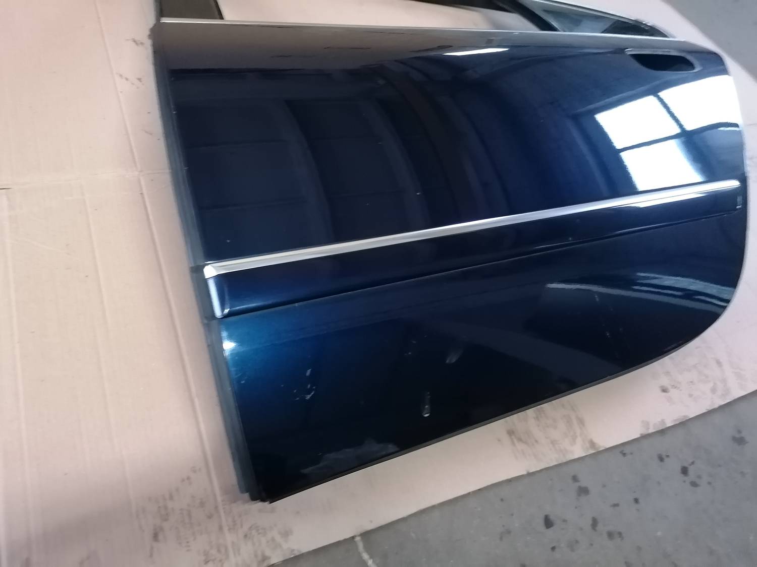 Aizmugurējās kreisās durvis priekš PEUGEOT 607 2010