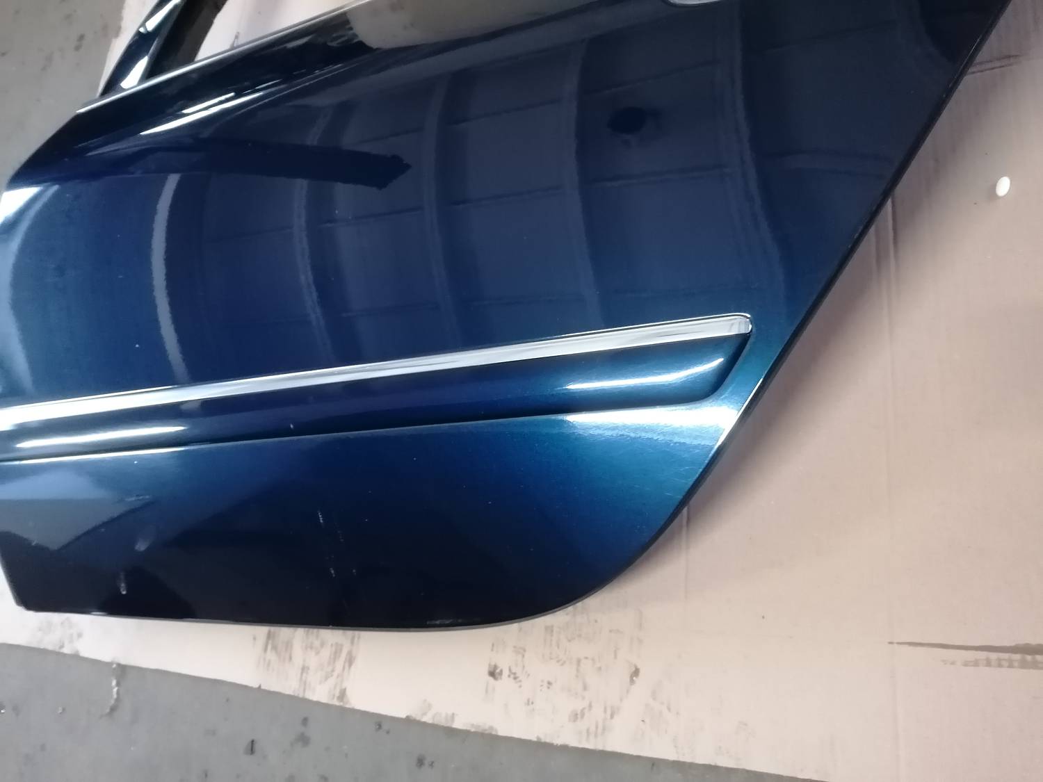 Aizmugurējās kreisās durvis priekš PEUGEOT 607 2010