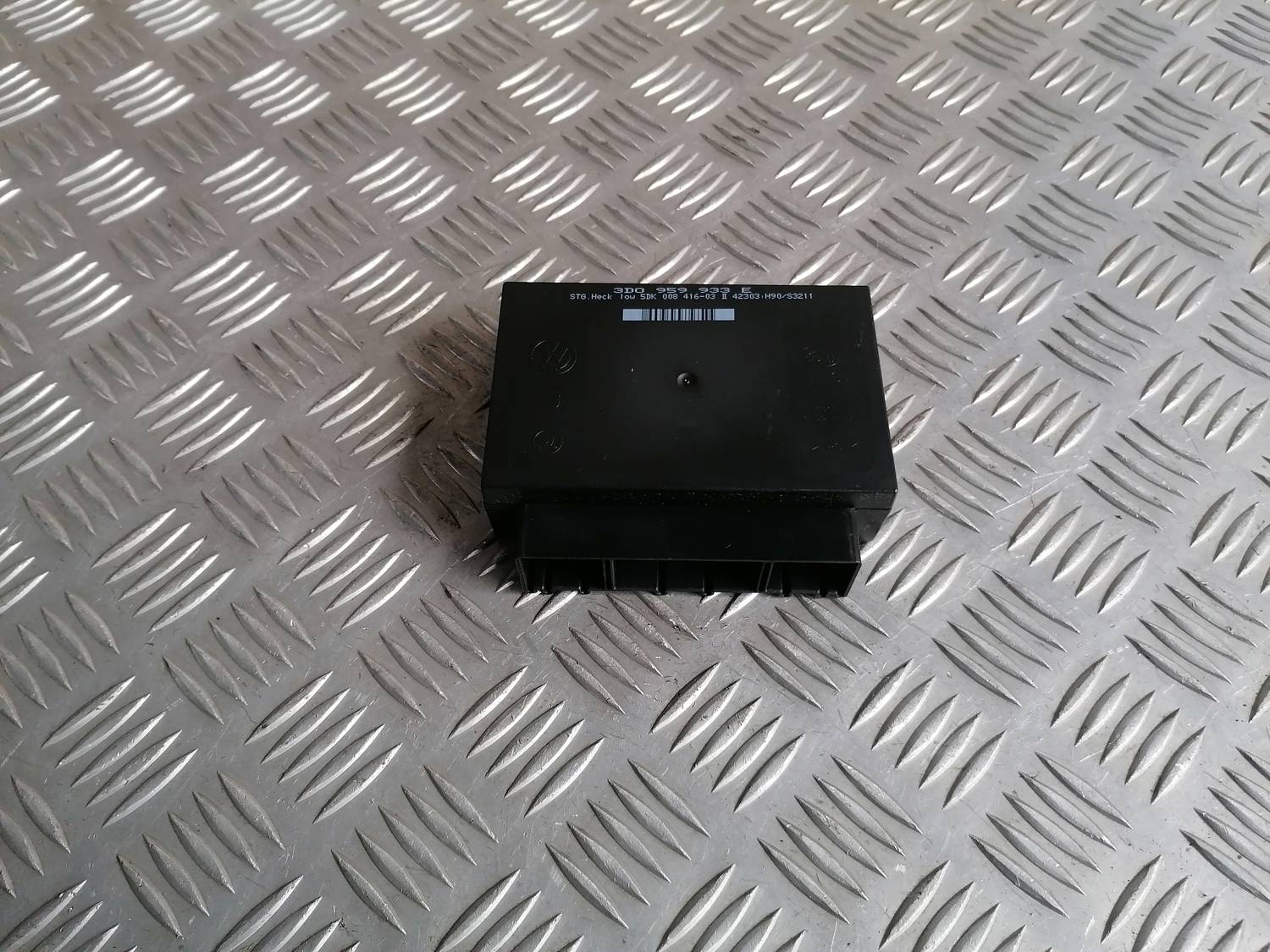 Komforta vadības bloks priekš VW PHAETON 2003 5 Komforta vadības bloks priekš VW PHAETON 2003