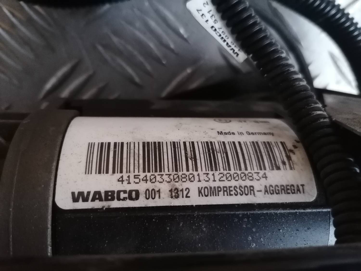 Gaisa kondicioniera kompresors priekš VW PHAETON 2003 8 Gaisa kondicioniera kompresors priekš VW PHAETON 2003