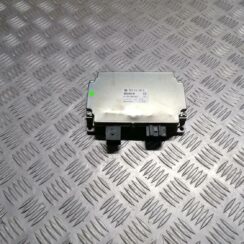 Akumulatora vadības bloks priekš VW PHAETON 2003