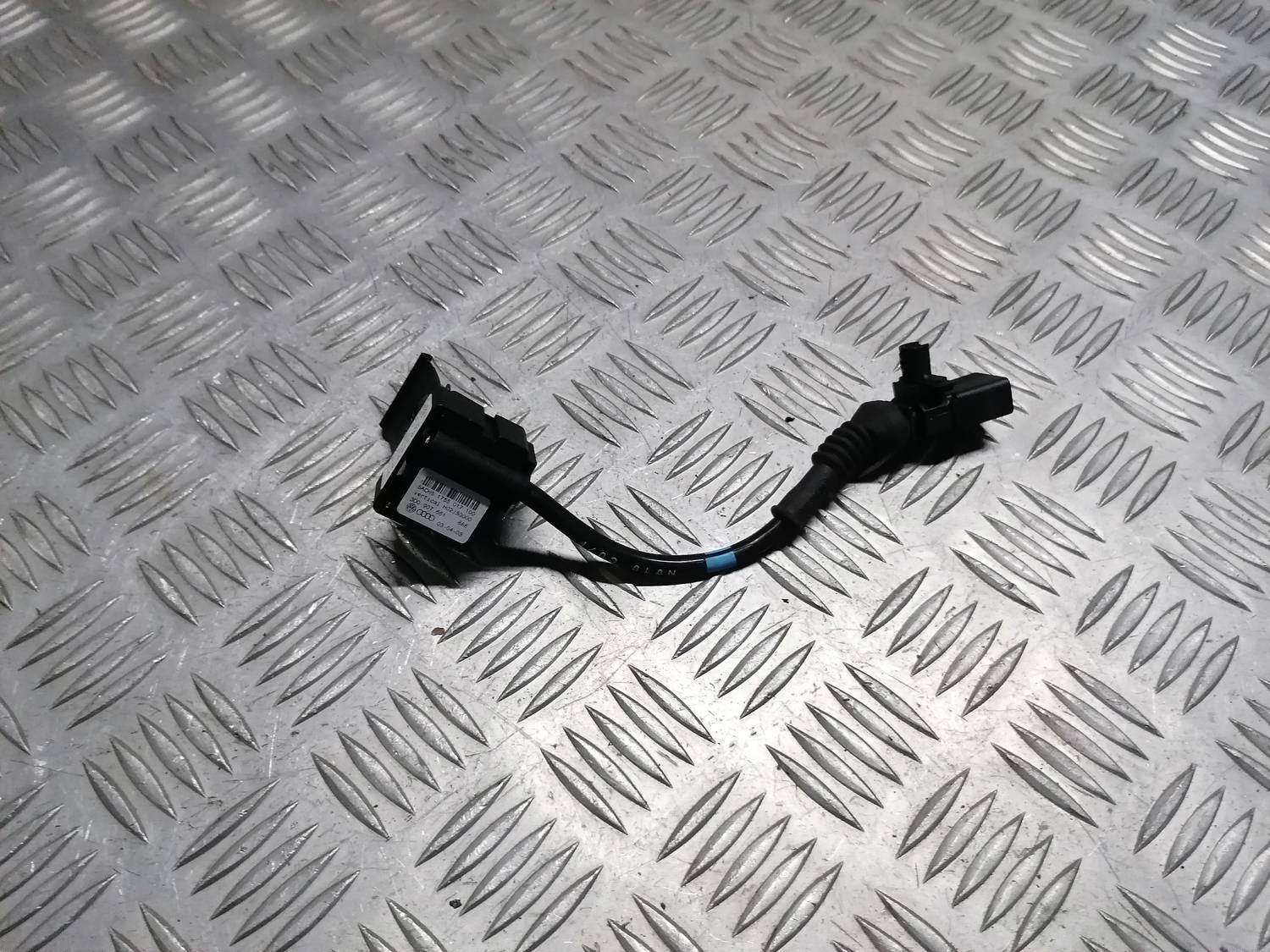 ESP ātruma devējs priekš VW PHAETON 2003 1 ESP ātruma devējs priekš VW PHAETON 2003