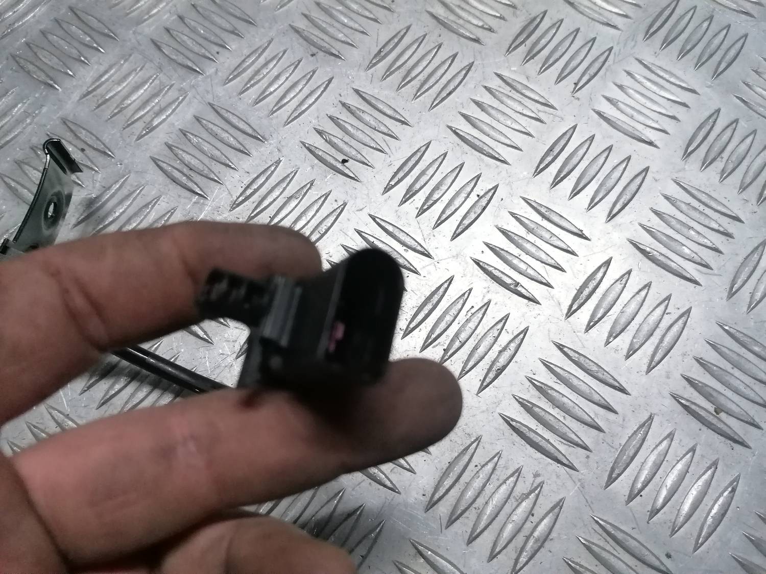 ESP ātruma devējs priekš VW PHAETON 2003 2 ESP ātruma devējs priekš VW PHAETON 2003