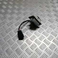 Salona ventilatora rezistors priekš VW PHAETON 2003