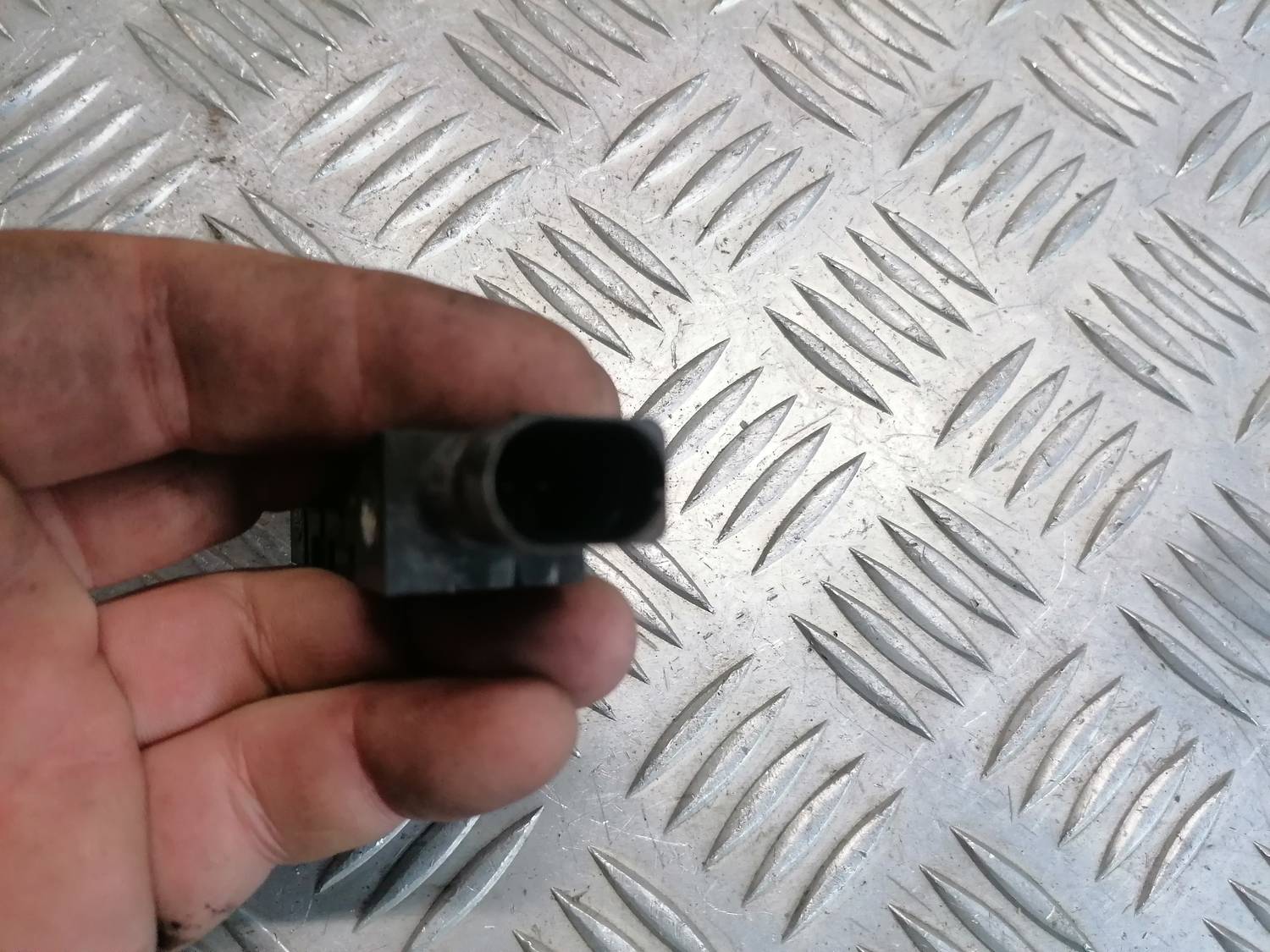 Numura zīmes apgaismojums priekš VW PHAETON 2003 5 Numura zīmes apgaismojums priekš VW PHAETON 2003