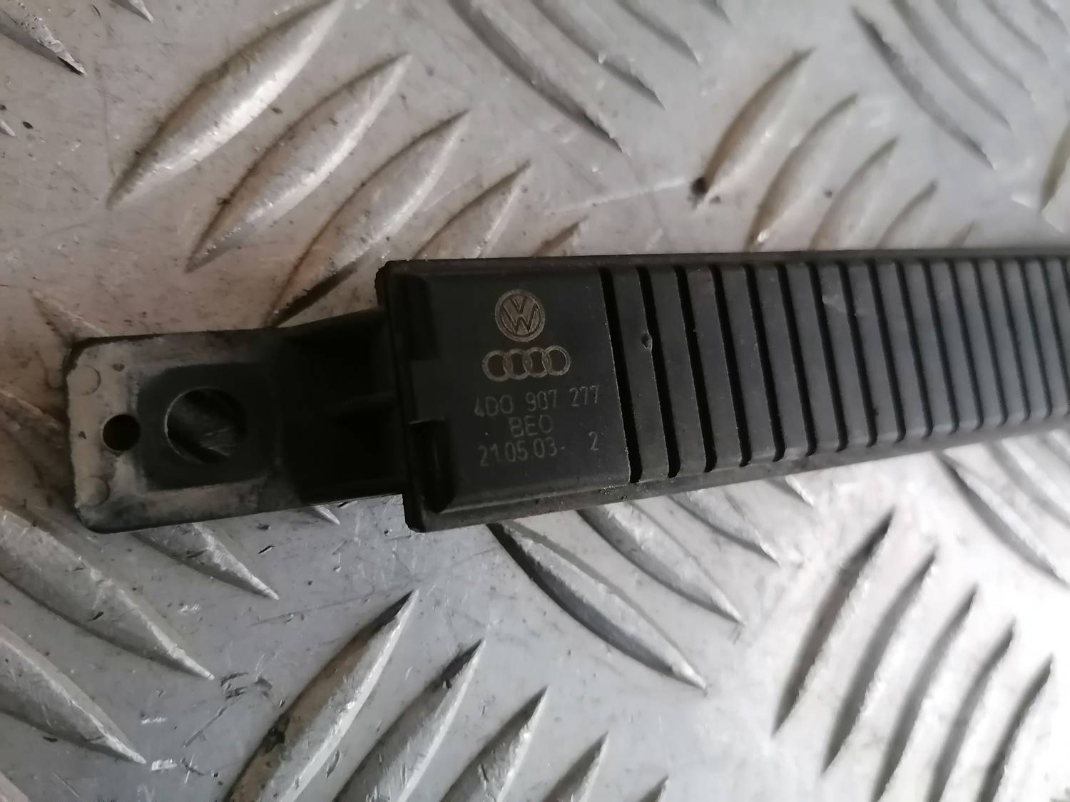 Riepas gaisa spiediena sensors priekš VW PHAETON 2003 4 Riepas gaisa spiediena sensors priekš VW PHAETON 2003