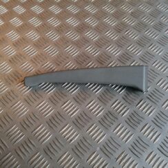 Priekšējas salona statnes apdare priekš VW PHAETON 2003