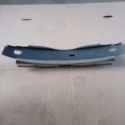 Bagažnieka nodalījuma sliekšņa uzlika priekš VW PHAETON 2003