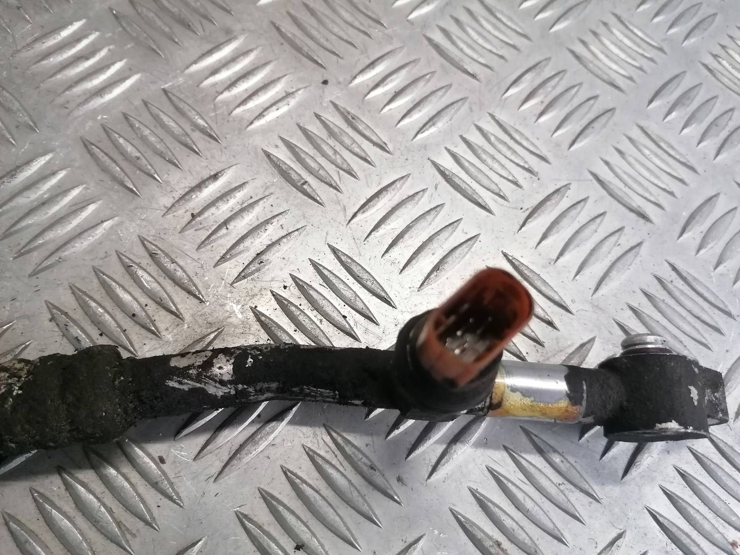 Gaisa kondicioniera caurule priekš VW PHAETON 2003 5 Gaisa kondicioniera caurule priekš VW PHAETON 2003