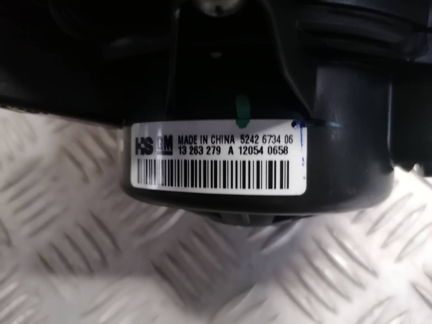 Salona ventilators priekš OPEL INSIGNIA SPORTS TOURER 2013 6 Salona ventilators priekš OPEL INSIGNIA SPORTS TOURER 2013