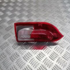 Aizmugurējais kreisais lukturis priekš OPEL INSIGNIA SPORTS TOURER 2013