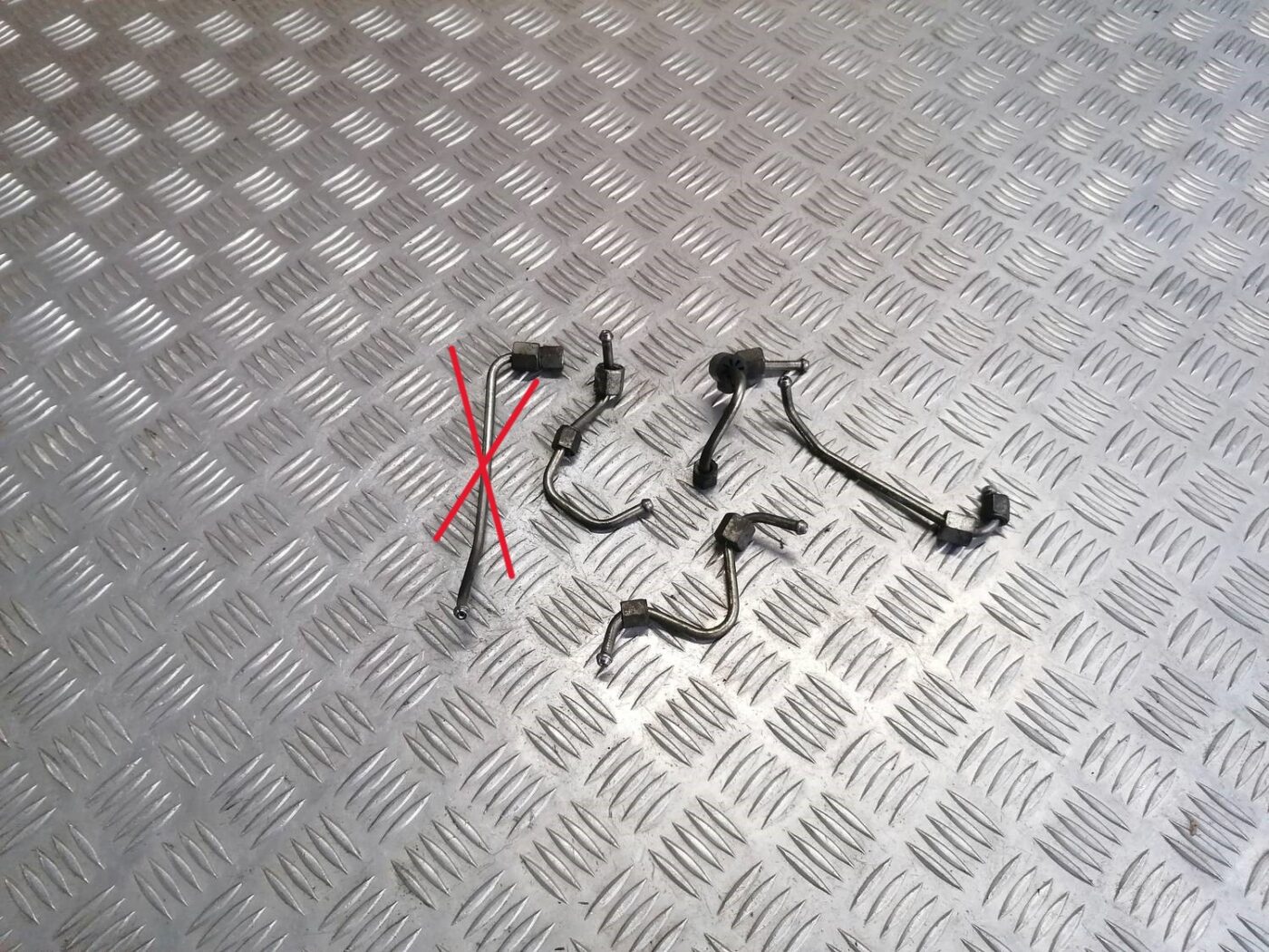 Degvielas caurule priekš OPEL INSIGNIA SPORTS TOURER 2013 3 Degvielas caurule priekš OPEL INSIGNIA SPORTS TOURER 2013