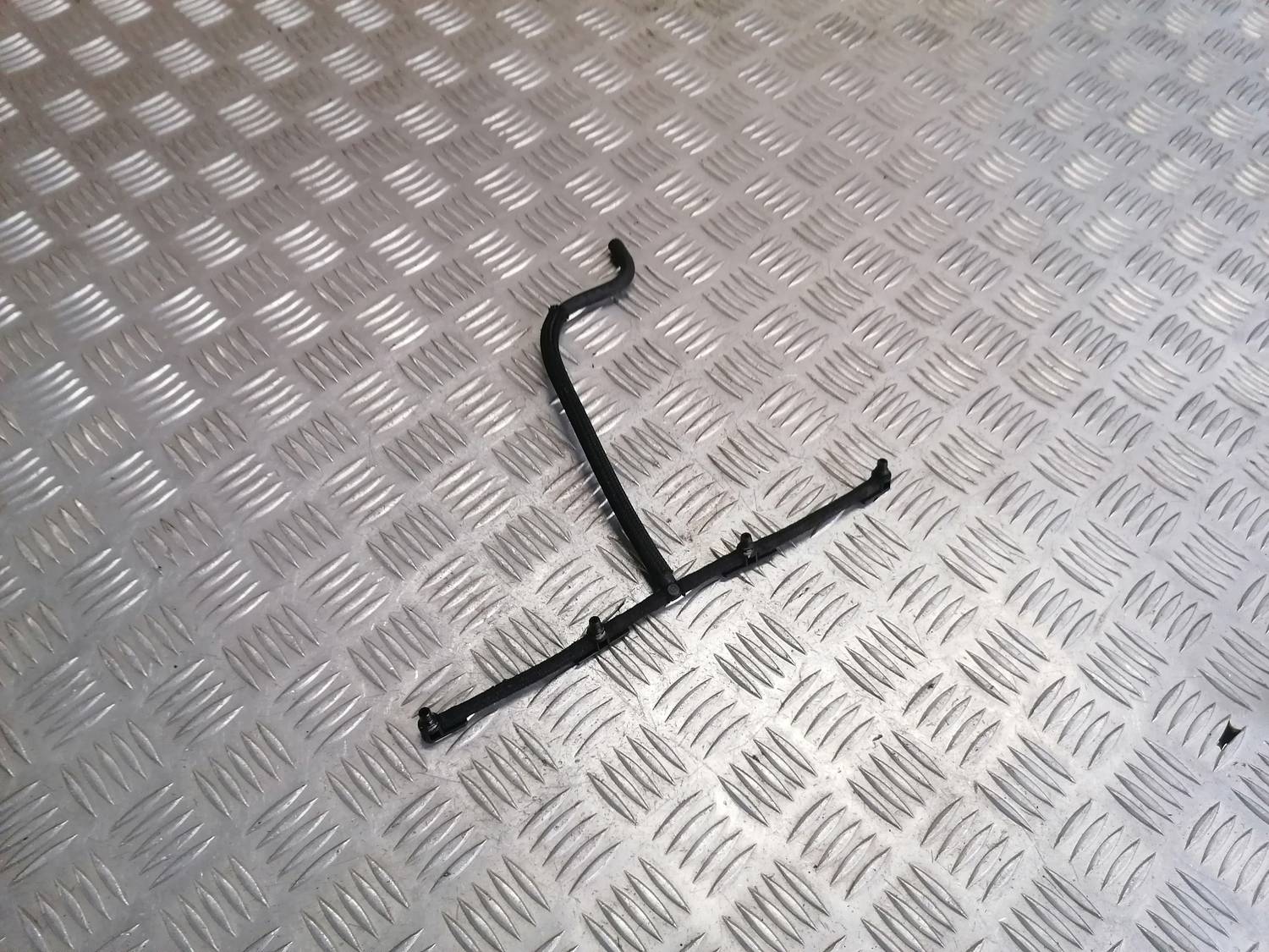 Degvielas atgriešanas caurule priekš OPEL INSIGNIA SPORTS TOURER 2013