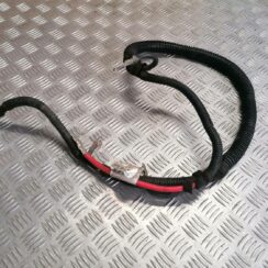 Pozitīvais elektrovads priekš OPEL INSIGNIA SPORTS TOURER 2013