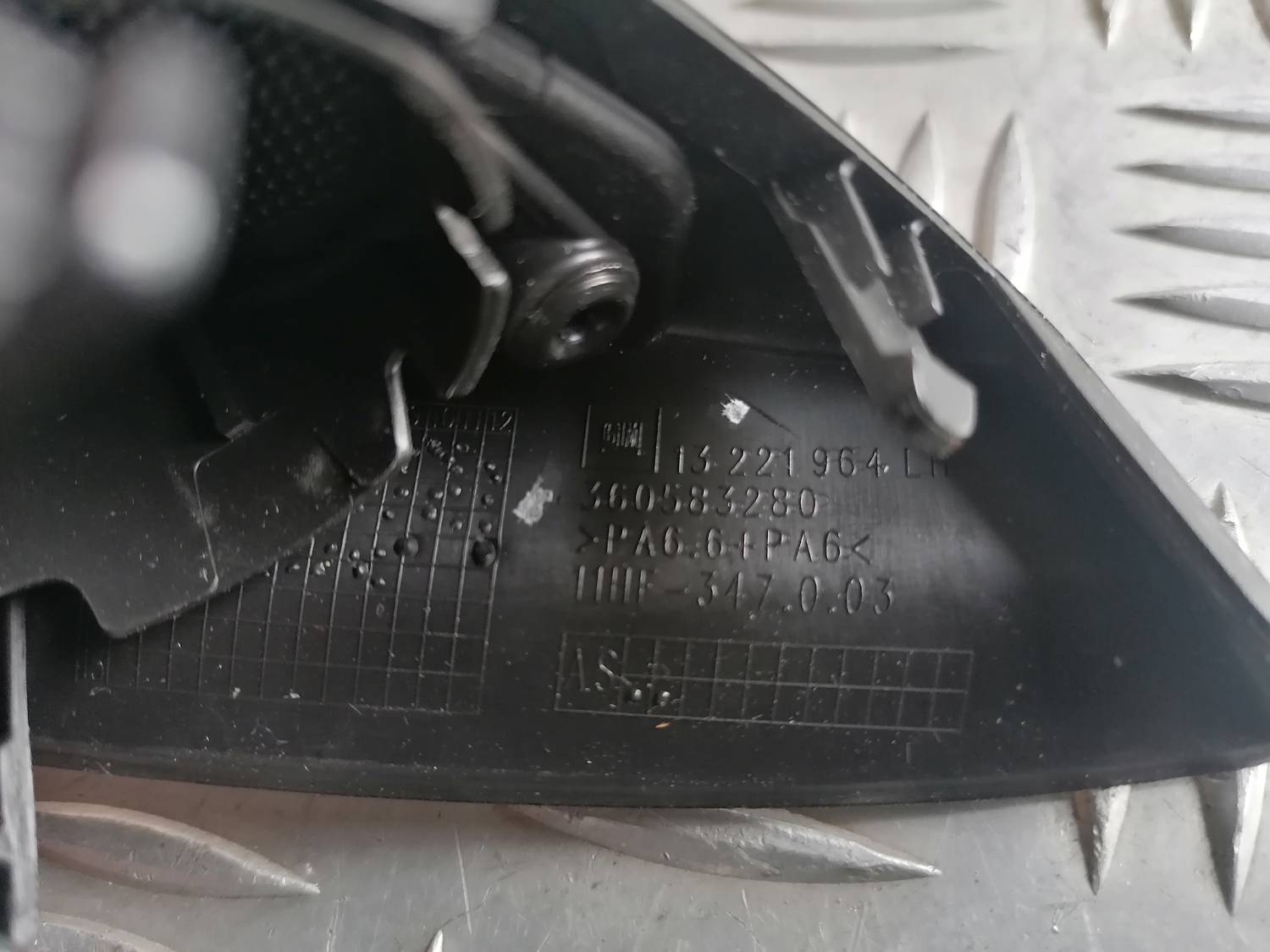 Durvju spoguļa apdares uzlika salonā (ar skaļruni) priekš OPEL INSIGNIA SPORTS TOURER 2013