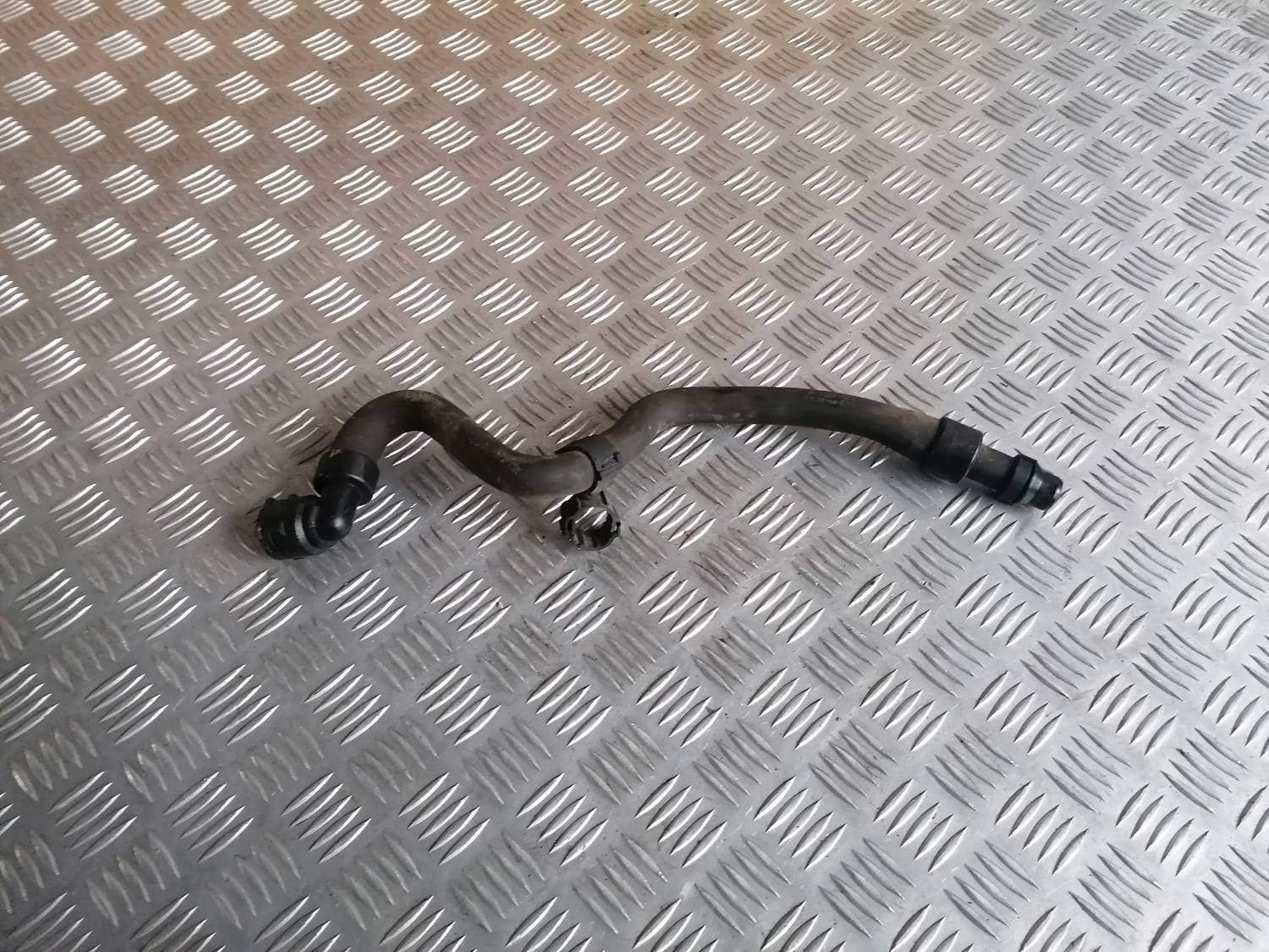 Dzesēšanas caurule priekš OPEL INSIGNIA SPORTS TOURER 2013