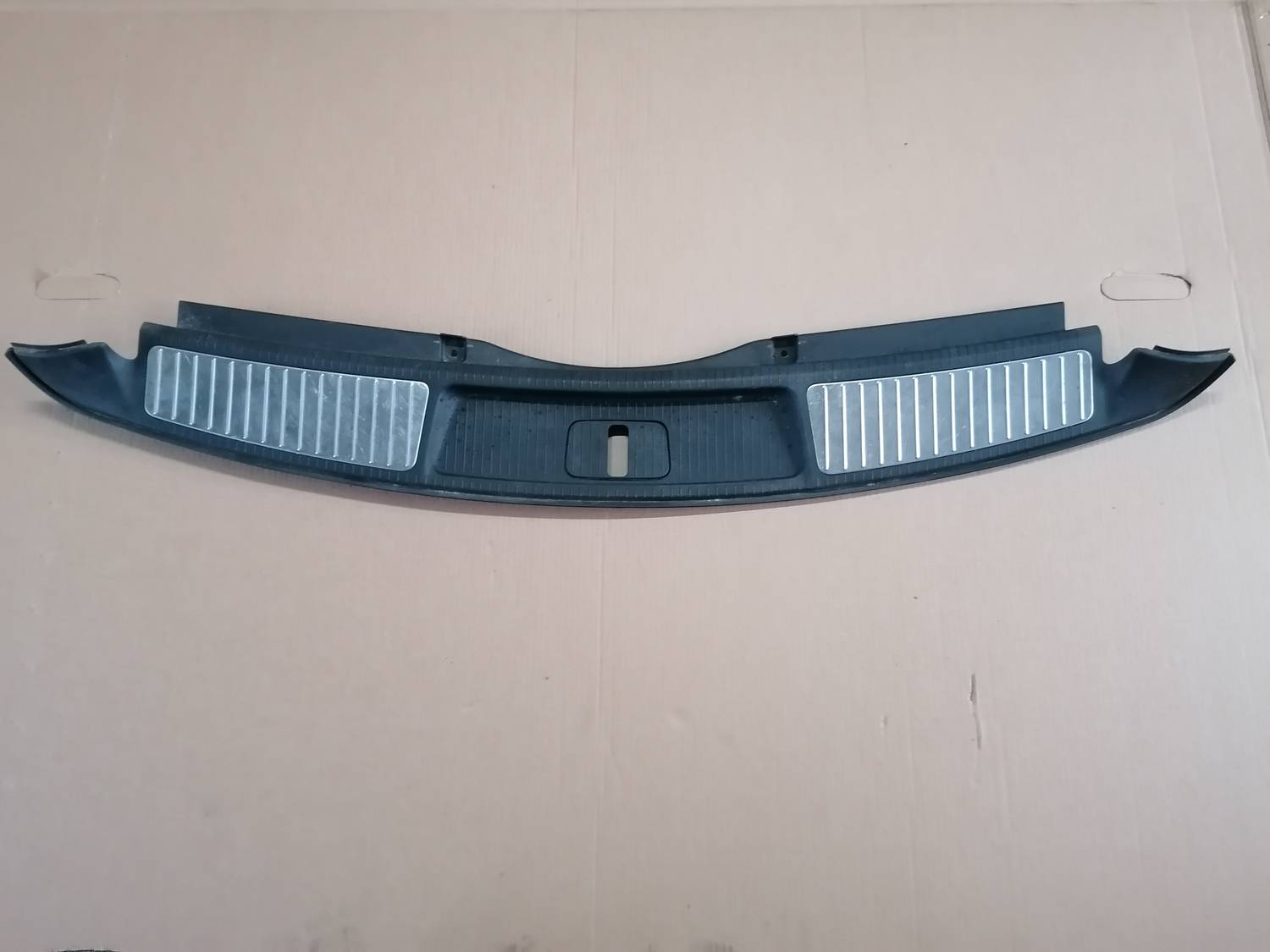 Bagažnieka nodalījuma sliekšņa uzlika priekš OPEL INSIGNIA SPORTS TOURER 2013