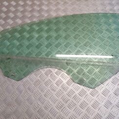 Priekšējo kreiso durvju stikls priekš OPEL INSIGNIA SPORTS TOURER 2013