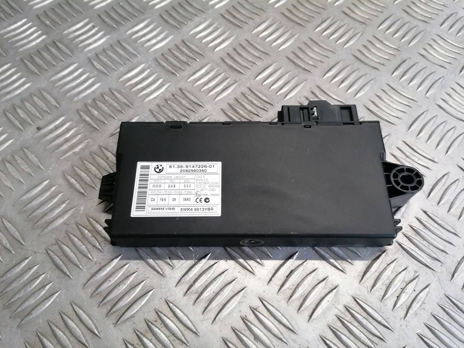 CAS vadības bloks priekš BMW 318D E91 2008 TOURING 4 CAS vadības bloks priekš BMW 318D E91 2008 TOURING