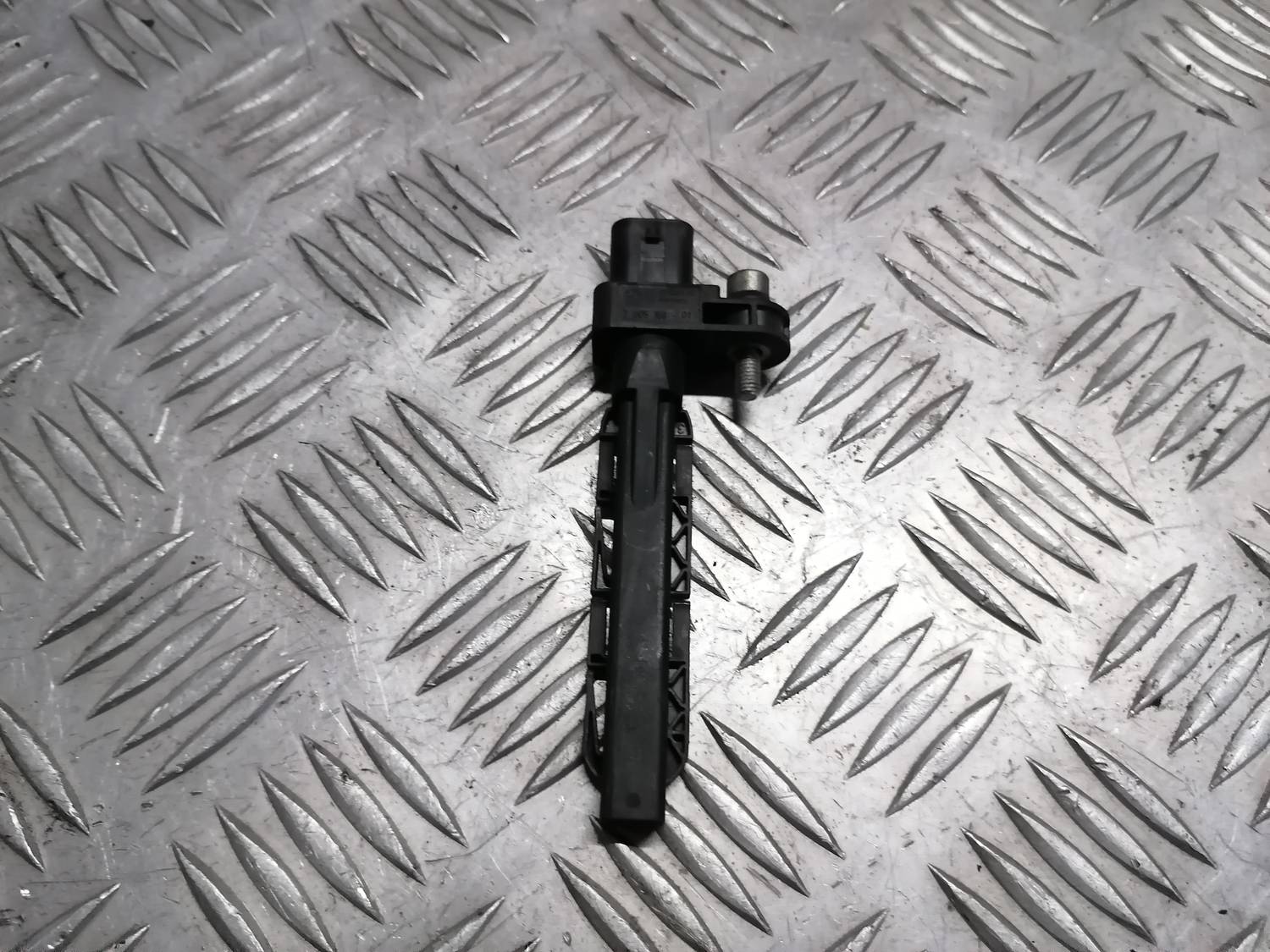 Kloķvārpstas devējs priekš BMW 318D E91 2008 TOURING 2 Kloķvārpstas devējs priekš BMW 318D E91 2008 TOURING