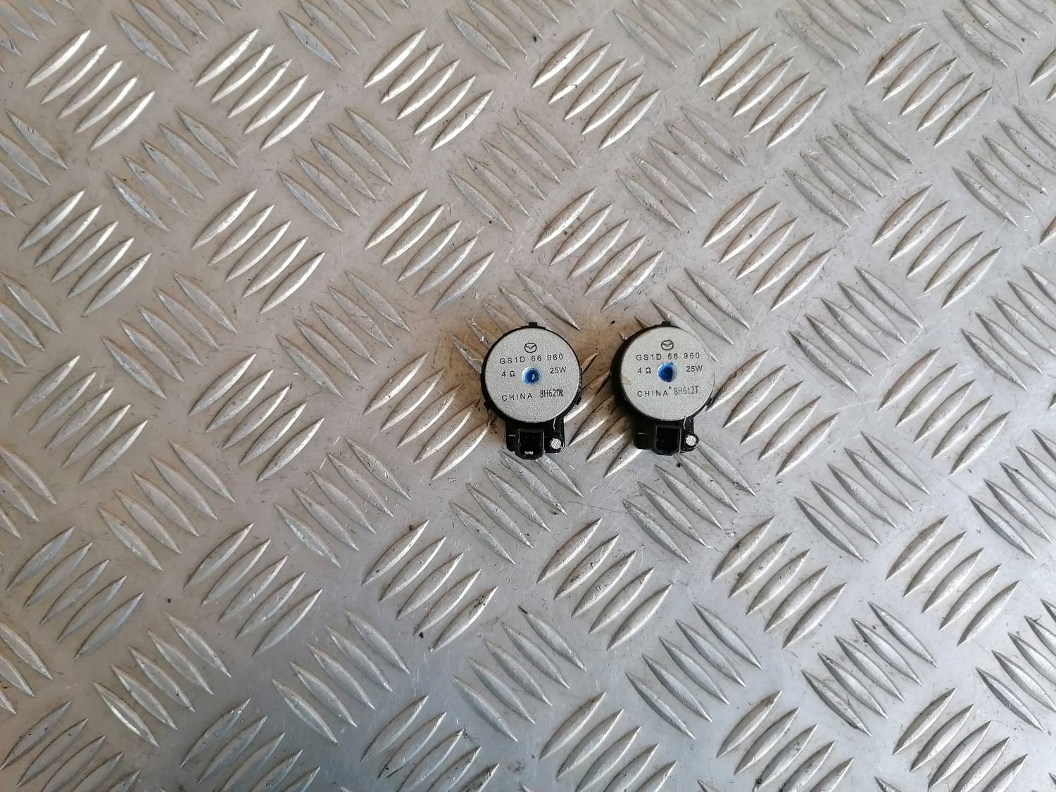 Durvju skaļrunis, augšā priekš MAZDA 6 2007 1 Durvju skaļrunis, augšā priekš MAZDA 6 2007