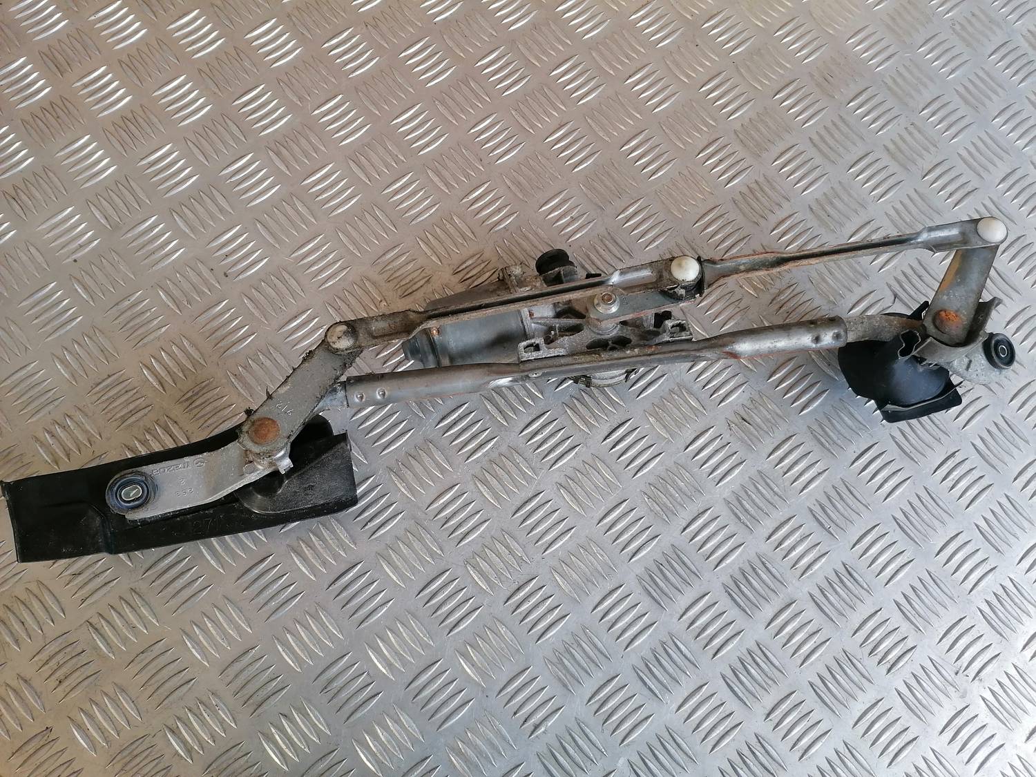 Vējstikla tīrīšanas mehānisms priekš MAZDA 6 2007