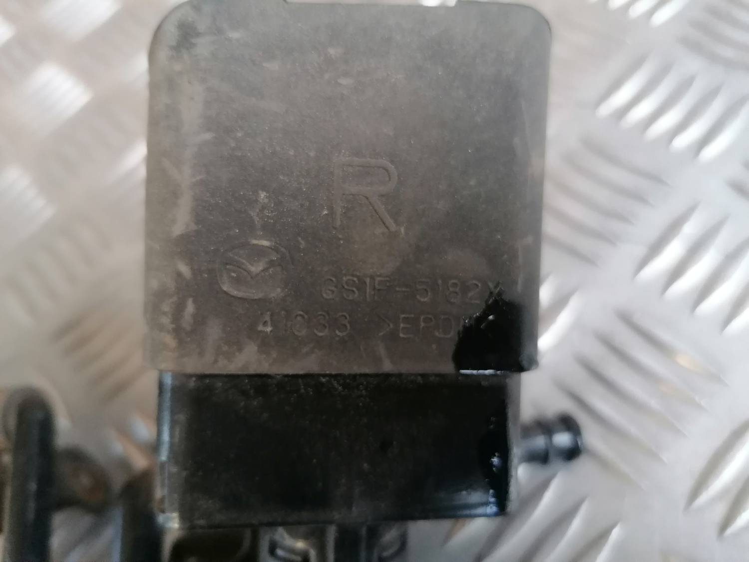 Lukturu mazgātāja sprausla priekš MAZDA 6 2007 7 Lukturu mazgātāja sprausla priekš MAZDA 6 2007