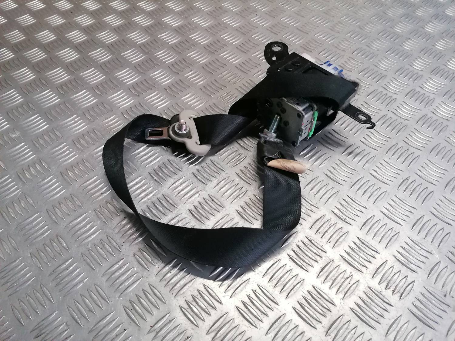 Priekšējā kreisā drošības josta priekš MAZDA 6 2007 2 Priekšējā kreisā drošības josta priekš MAZDA 6 2007