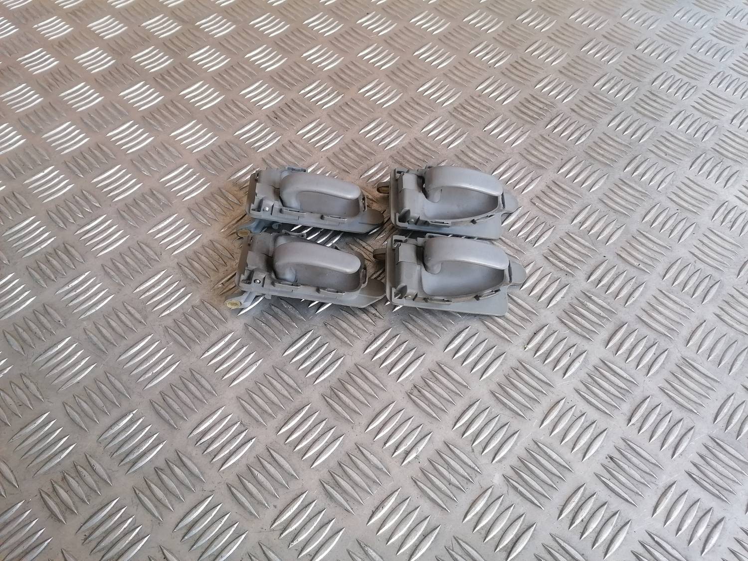 Salona durvju rokturis priekš XSARA PICASSO 2003 1 Salona durvju rokturis priekš XSARA PICASSO 2003