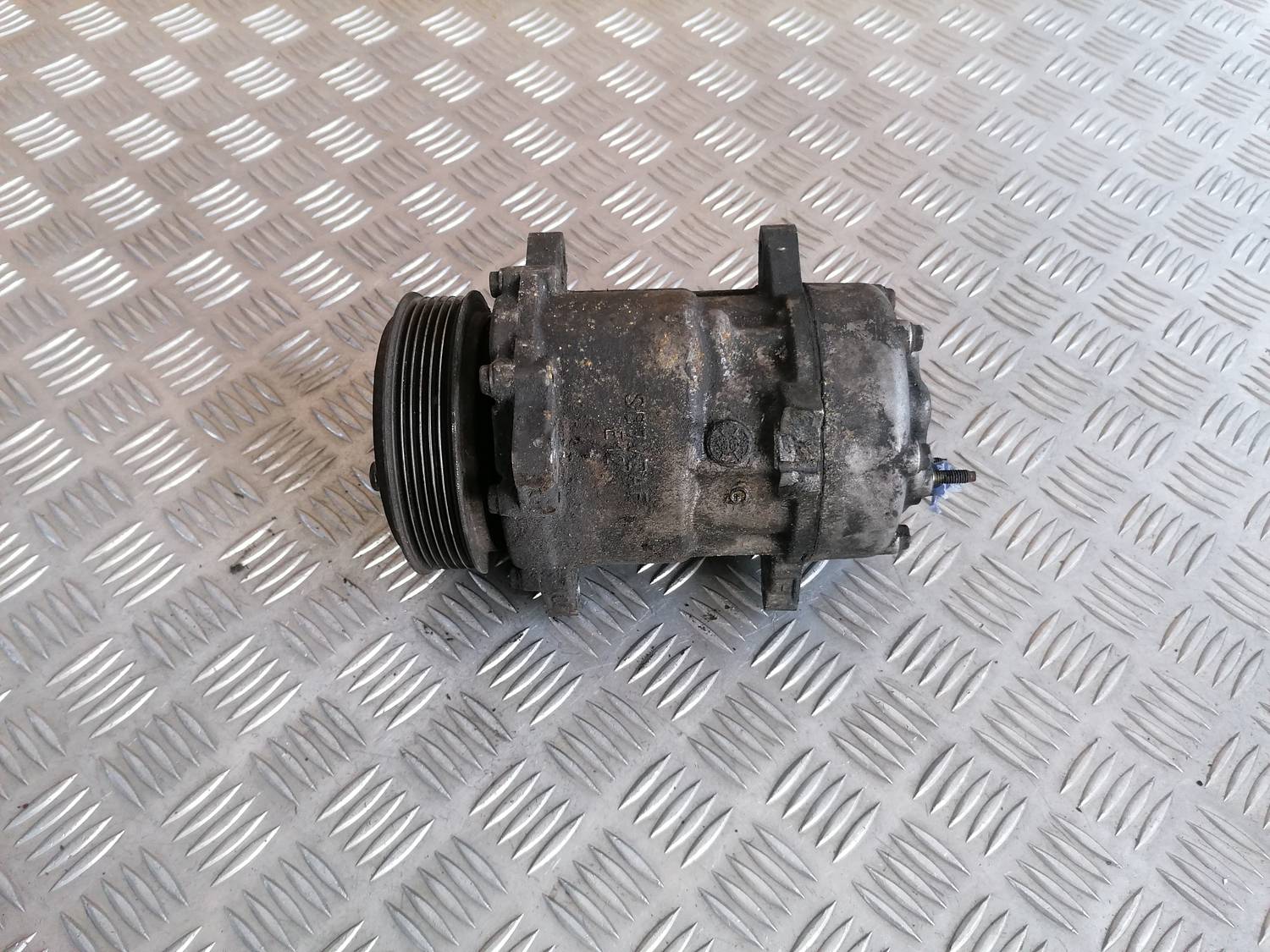 Gaisa kondicioniera kompresors priekš XSARA PICASSO 2003