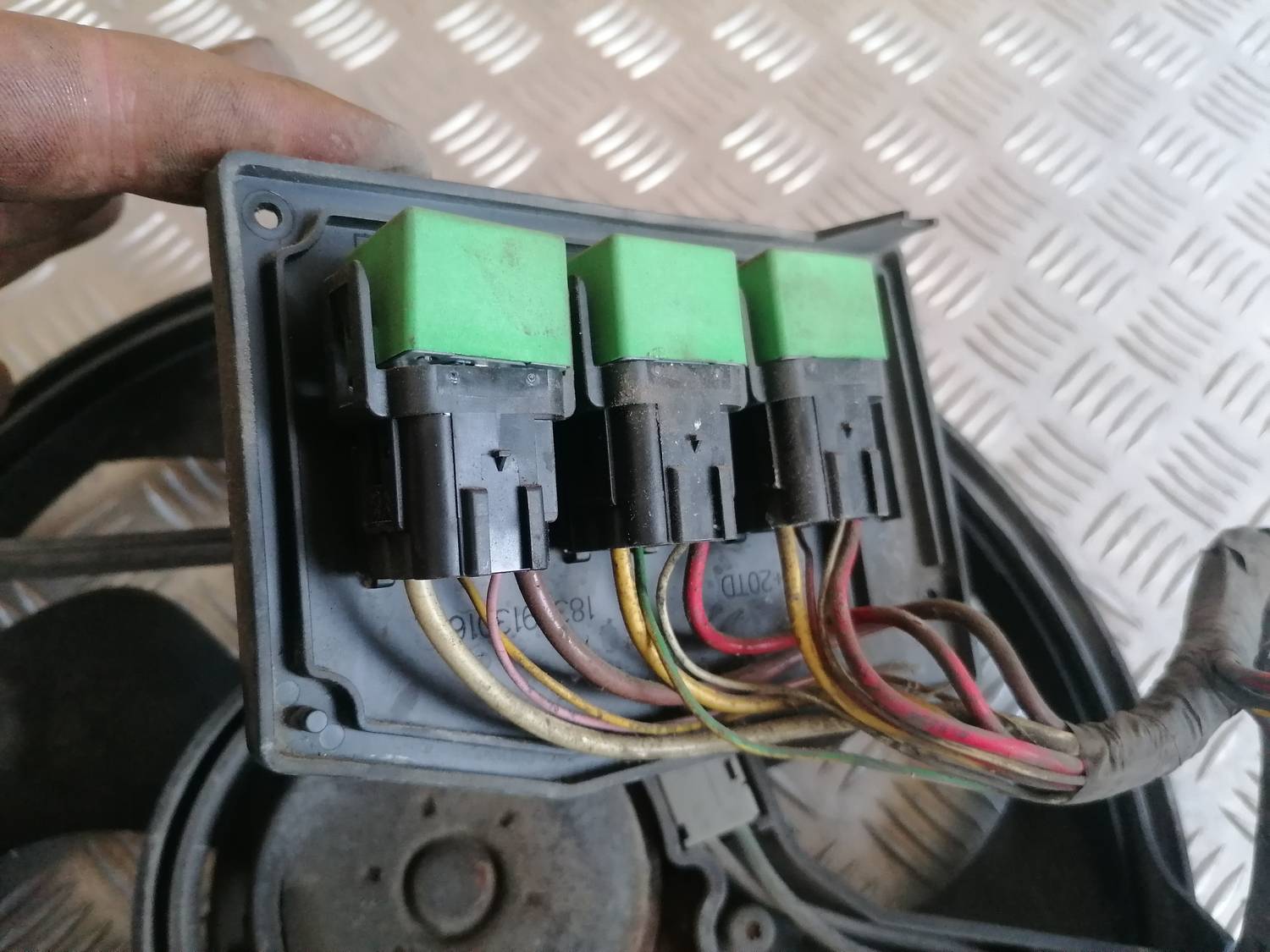 Dzesēšanas radiatora ventilators priekš XSARA PICASSO 2003