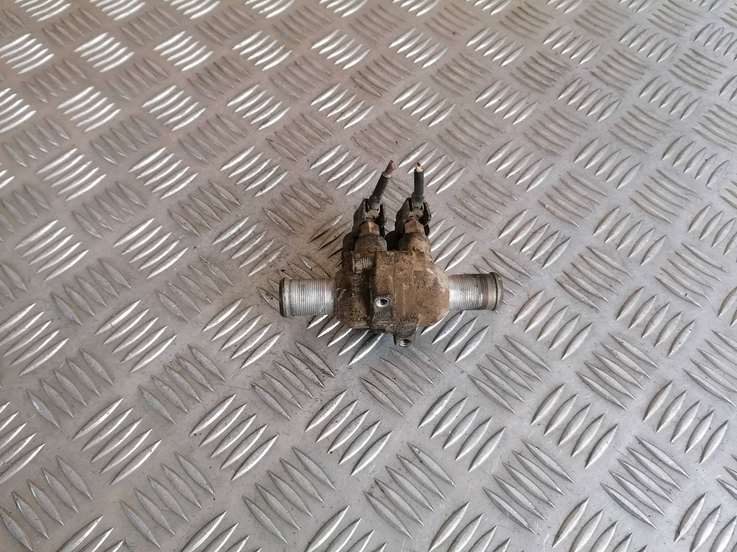 Dzesēšanas šķidruma sildīšanas bloks priekš XSARA PICASSO 2003