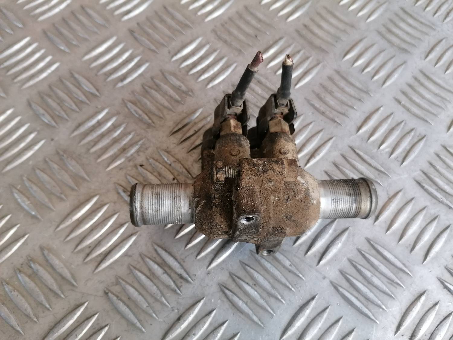 Dzesēšanas šķidruma sildīšanas bloks priekš XSARA PICASSO 2003