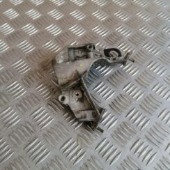 Dzinēja kronšteins priekš XSARA PICASSO 2003