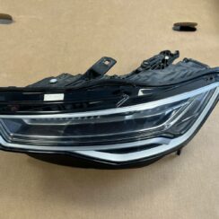 Priekšējais kreisais lukturis priekš AUDI A6 2012-2017