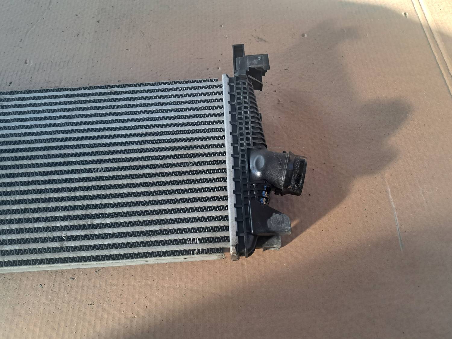 Interkūleris priekš OPEL ASTRA J 2012 4 Interkūleris priekš OPEL ASTRA J 2012