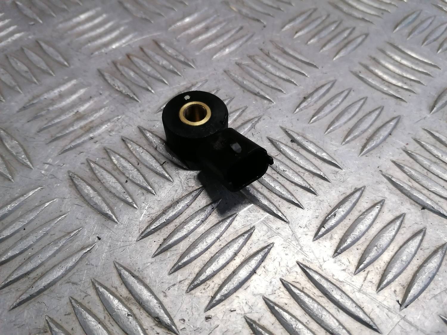 Detonācijas dēvējs priekš OPEL ASTRA J 2012 2 Detonācijas dēvējs priekš OPEL ASTRA J 2012