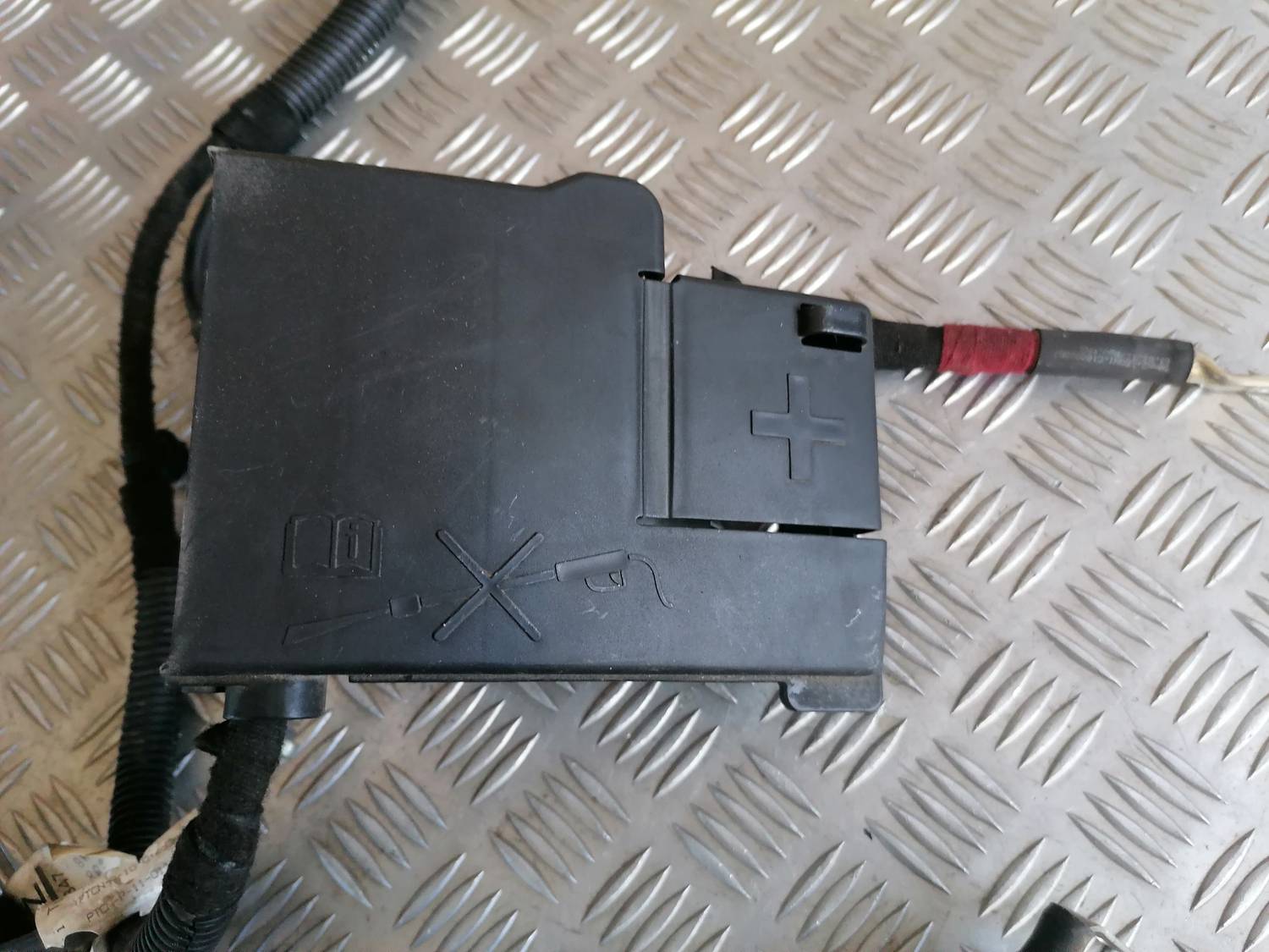 Pozitīvais elektrovads priekš OPEL ASTRA J 2012 5 Pozitīvais elektrovads priekš OPEL ASTRA J 2012